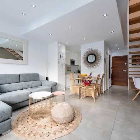 Apartment Calle Doctor Grau Bassas 35 *